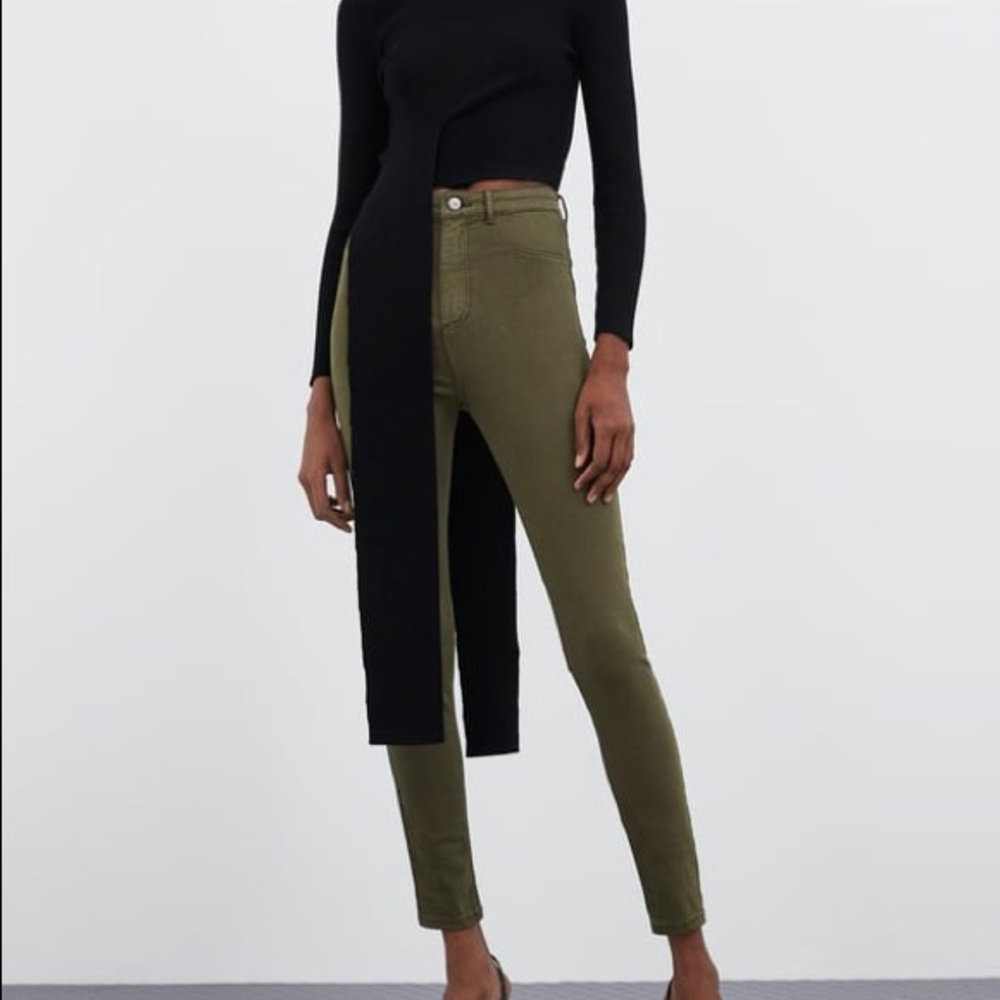 Zara High Rise Raw Hem Jeggings Green SIZE 4 NWT